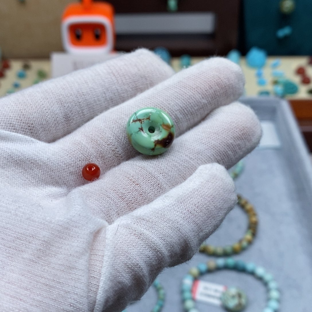 未镶嵌配饰南红玛瑙