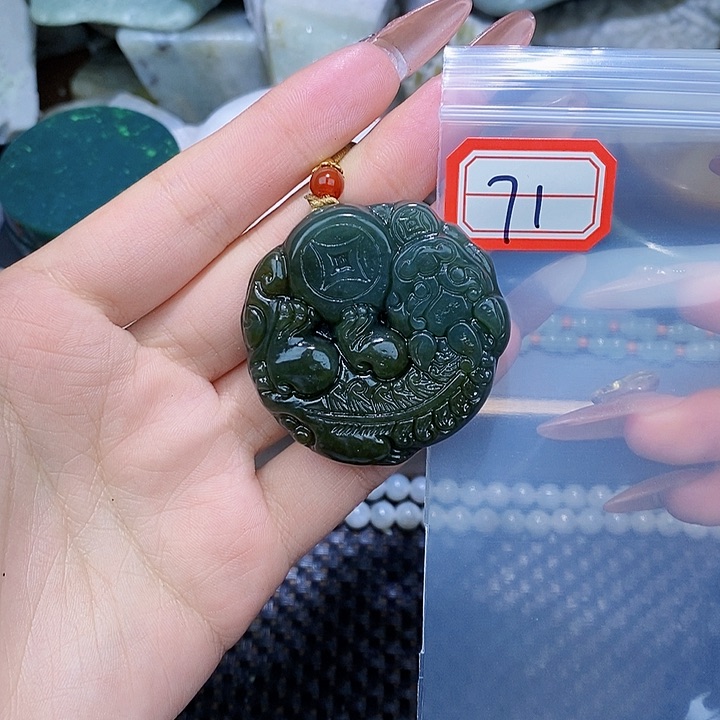 和田玉和田玉边角料随机发未镶嵌