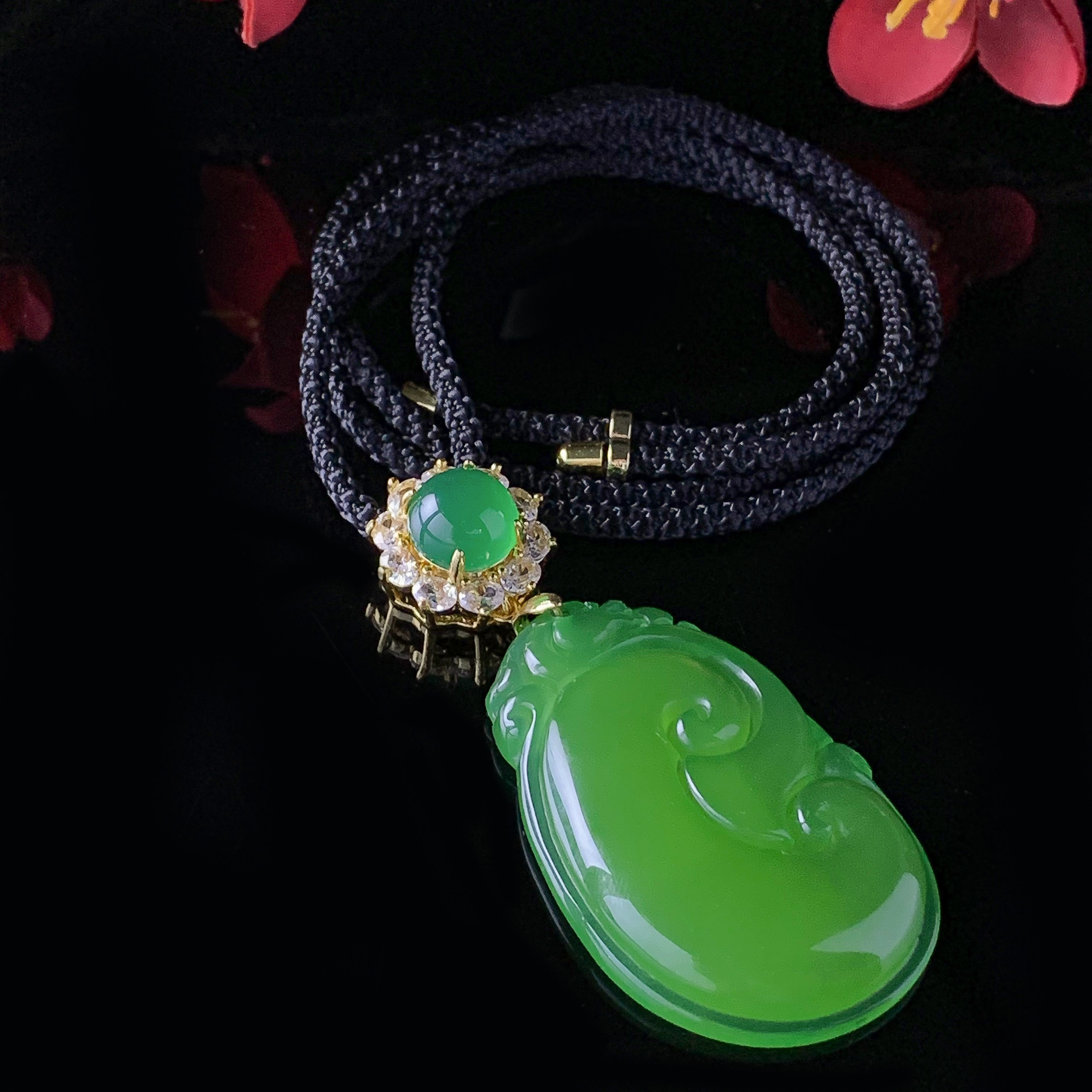 面面来财珠宝S8242-青碧冰芙蓉玛瑙绿如意-配扣头绳