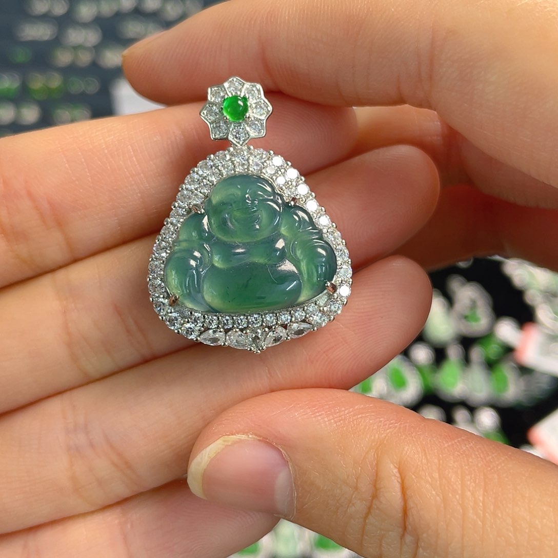 吊坠(不含链)未镶嵌翡翠