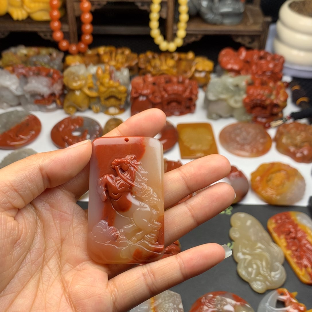 石英质玉（黄龙玉）未镶嵌挂件用****6