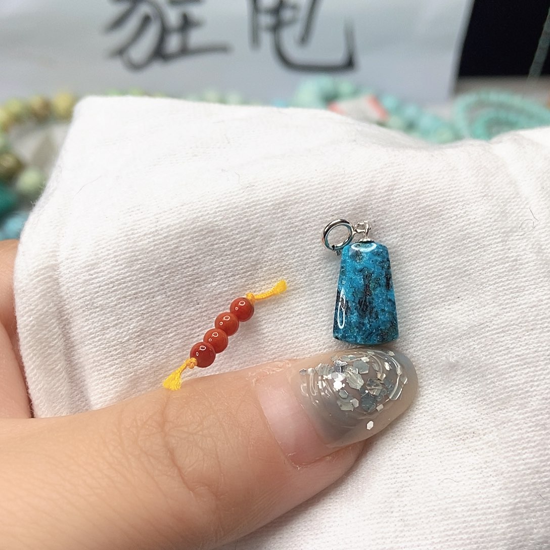 南红玛瑙未镶嵌珠宝奇石