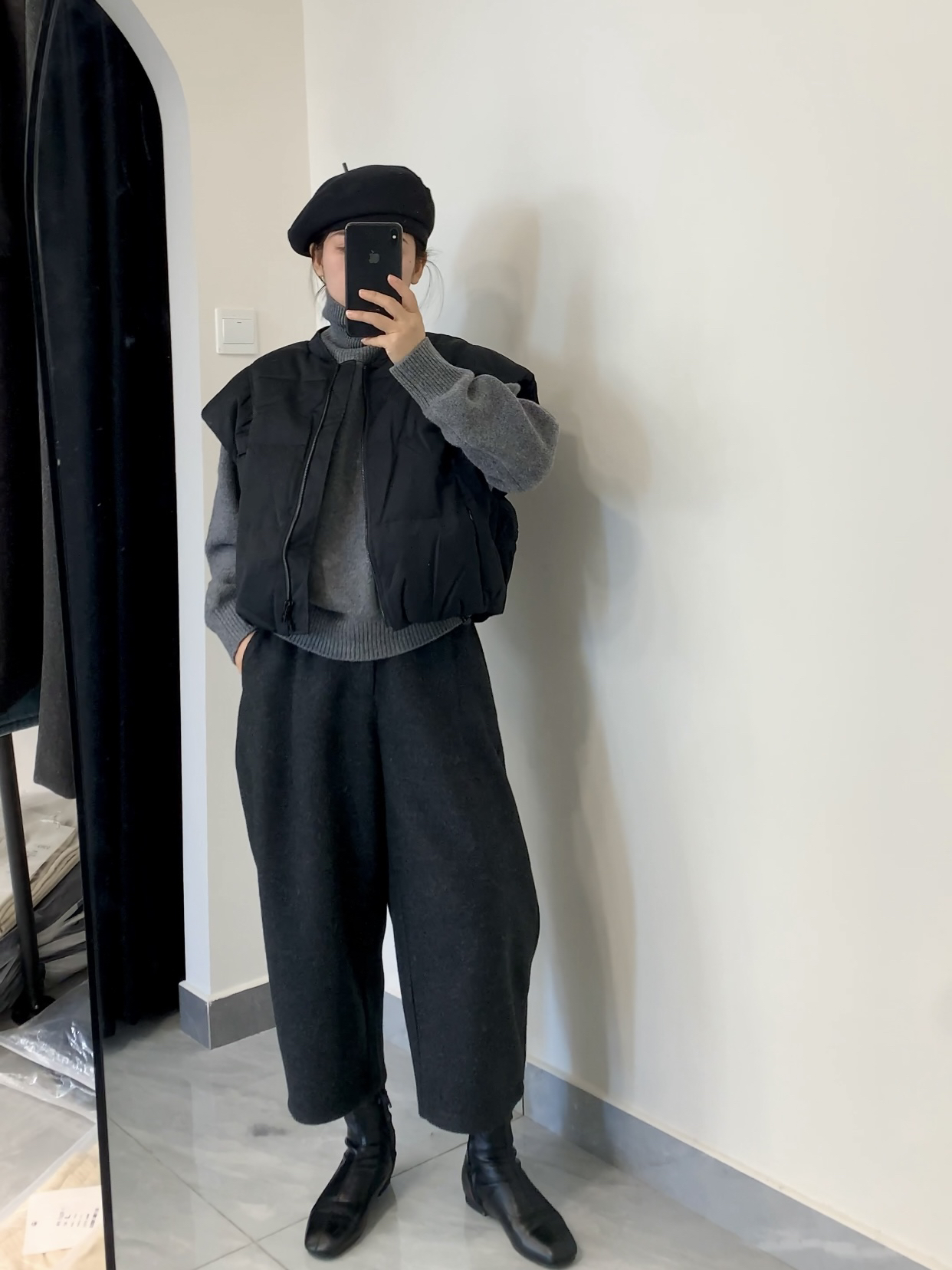 小个子女生偏酷风格欧版马甲均码不退换，介意勿拍