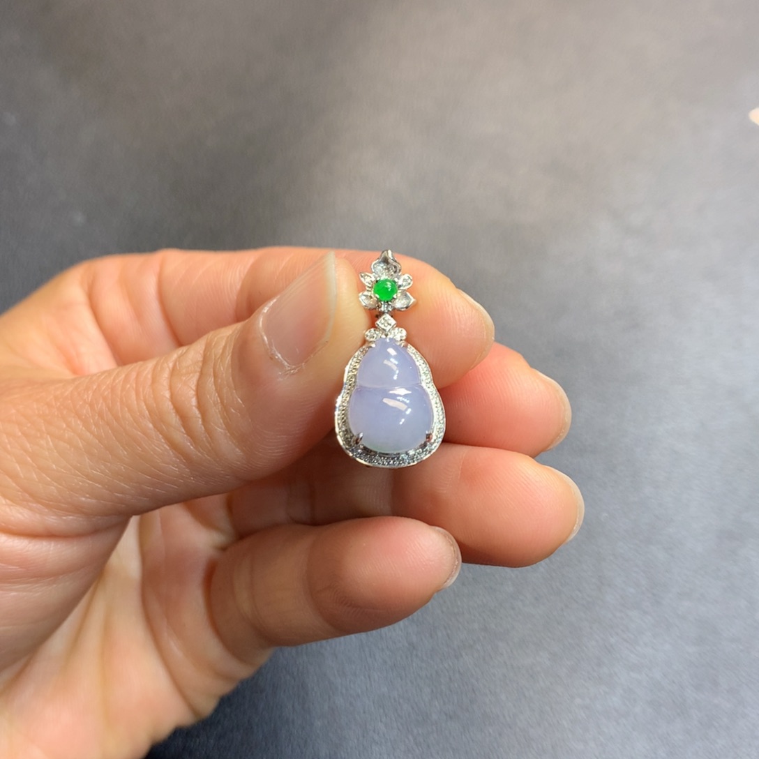 翡翠吊坠(不含链)18K金镶嵌