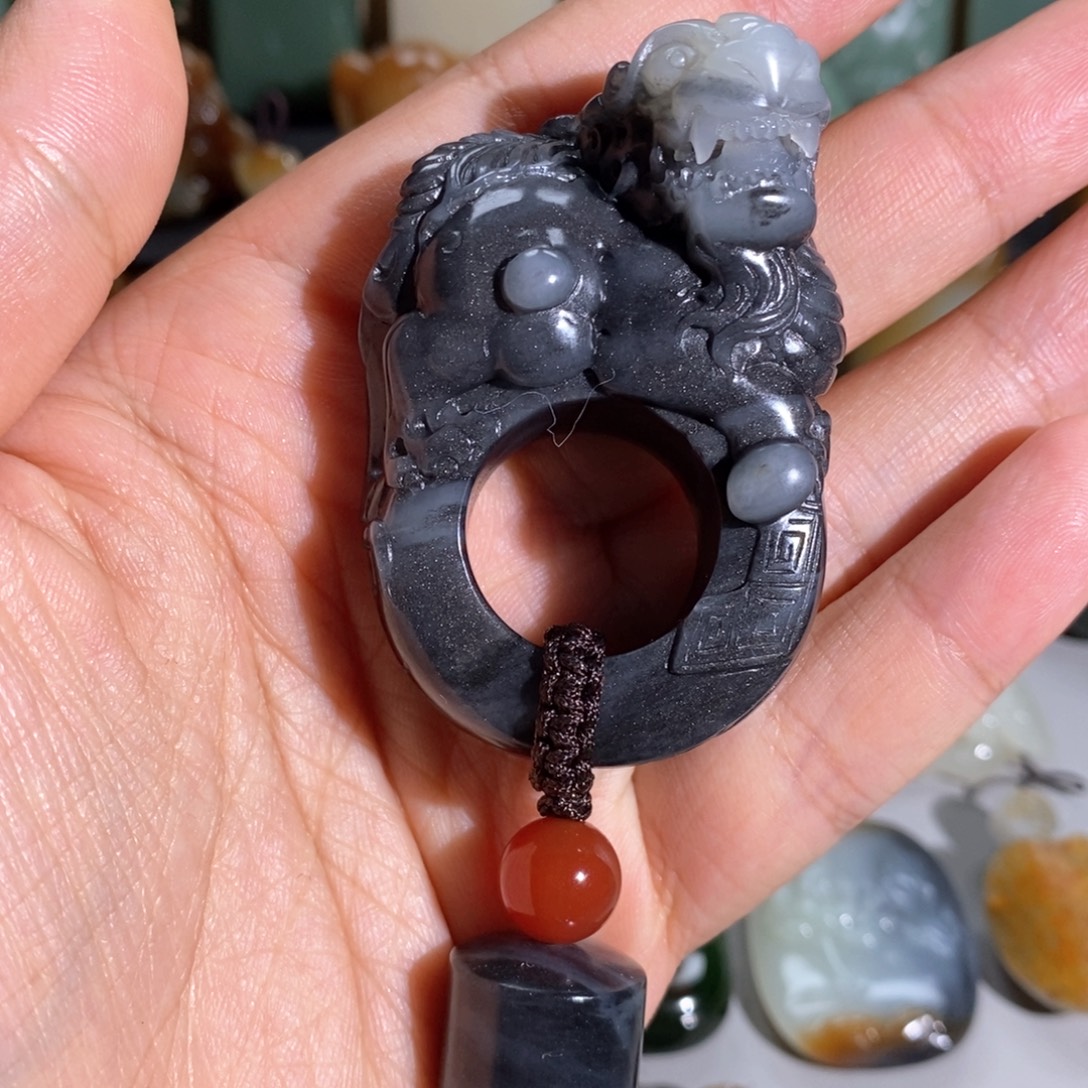 和田玉未镶嵌挂件