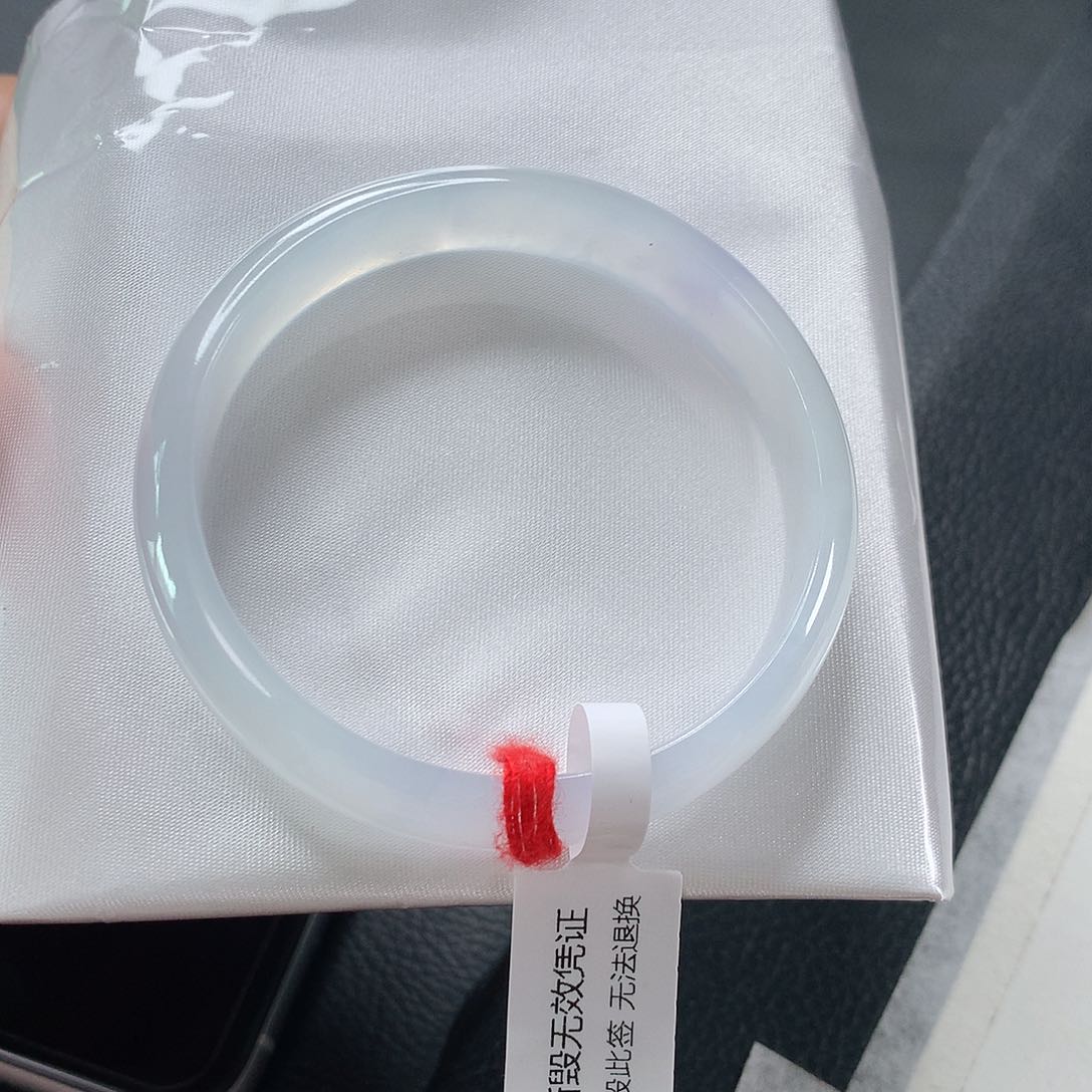 翡翠手镯未镶嵌①④⑦