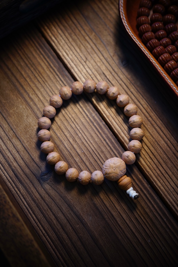 尼泊尔凤眼菩提实心籽尺寸11-11.2头货