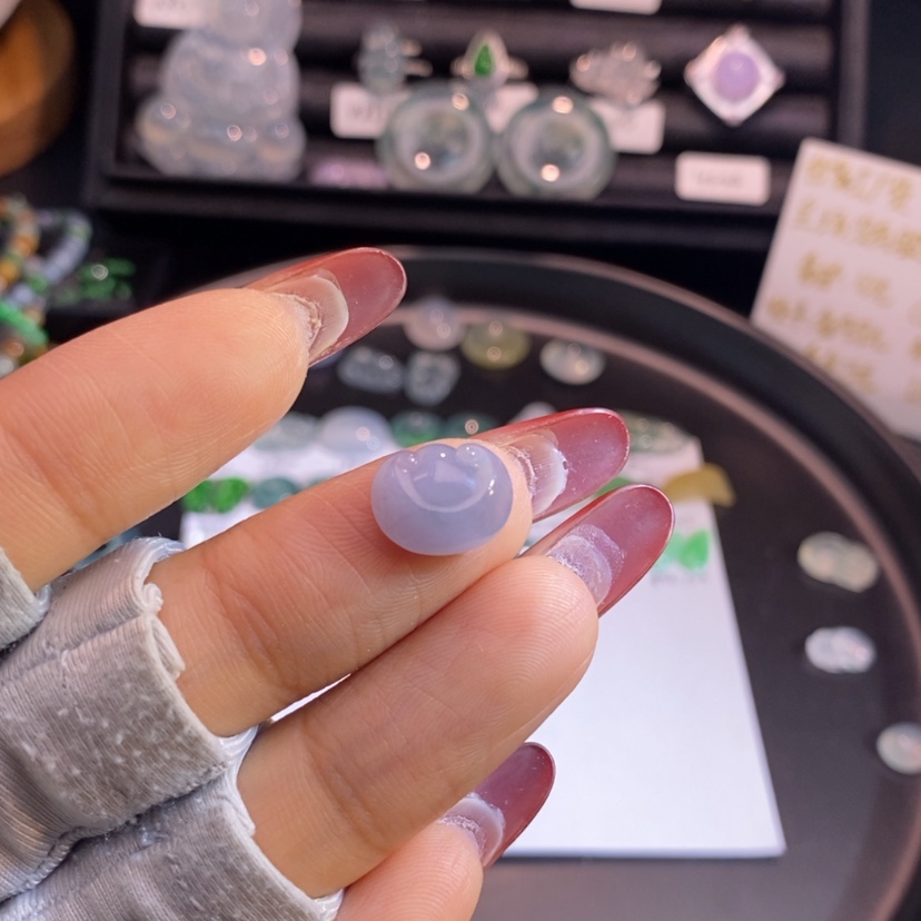 【闪购商品】翡翠挂件未镶嵌如意