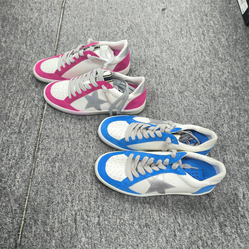 24年新款时尚百搭外穿休闲女板鞋