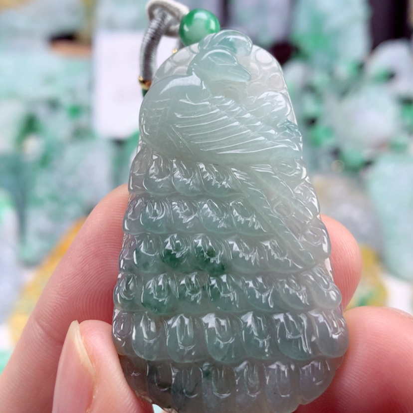 【闪购商品】翡翠吊坠(不含链)未镶嵌