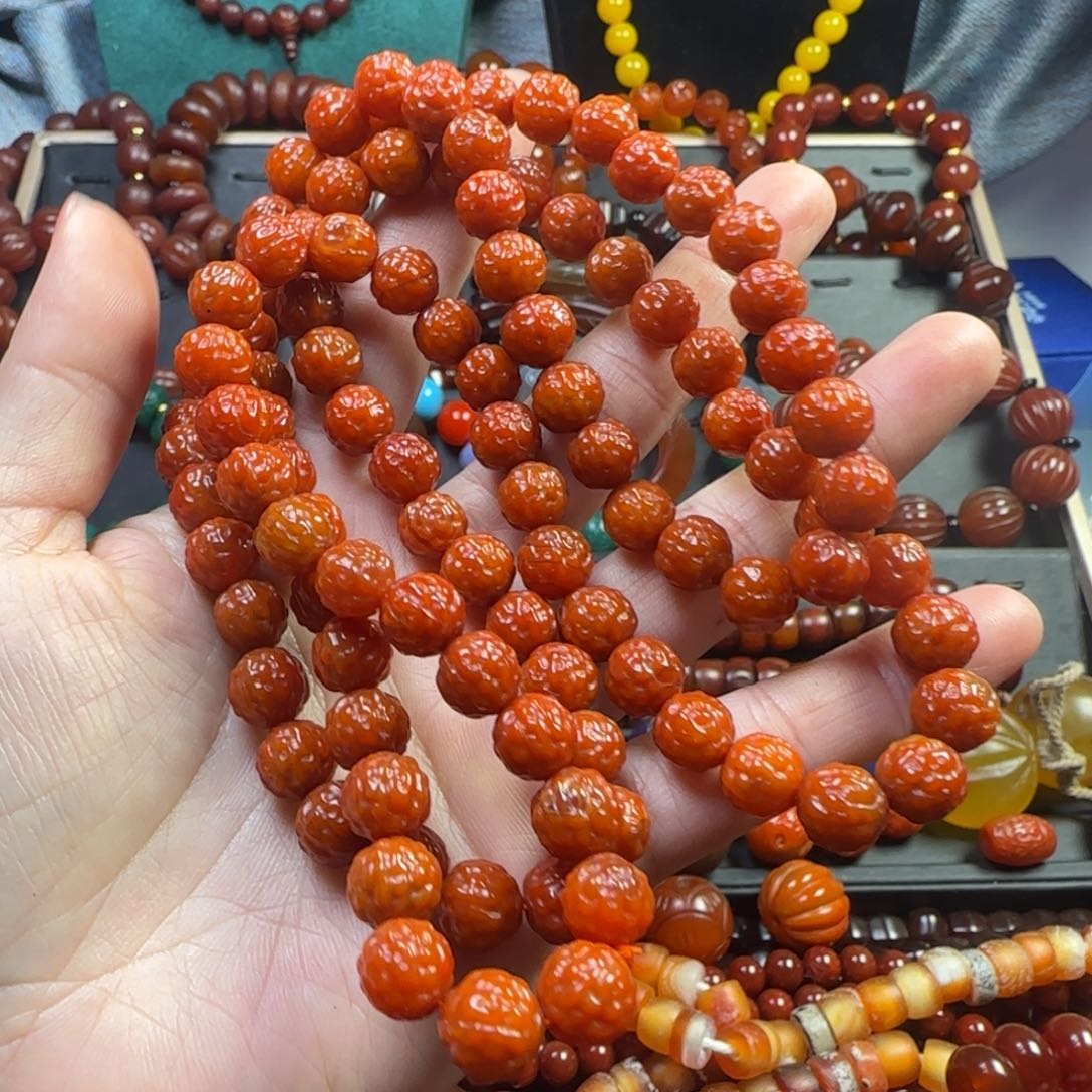 颈饰未镶嵌南红玛瑙【**】