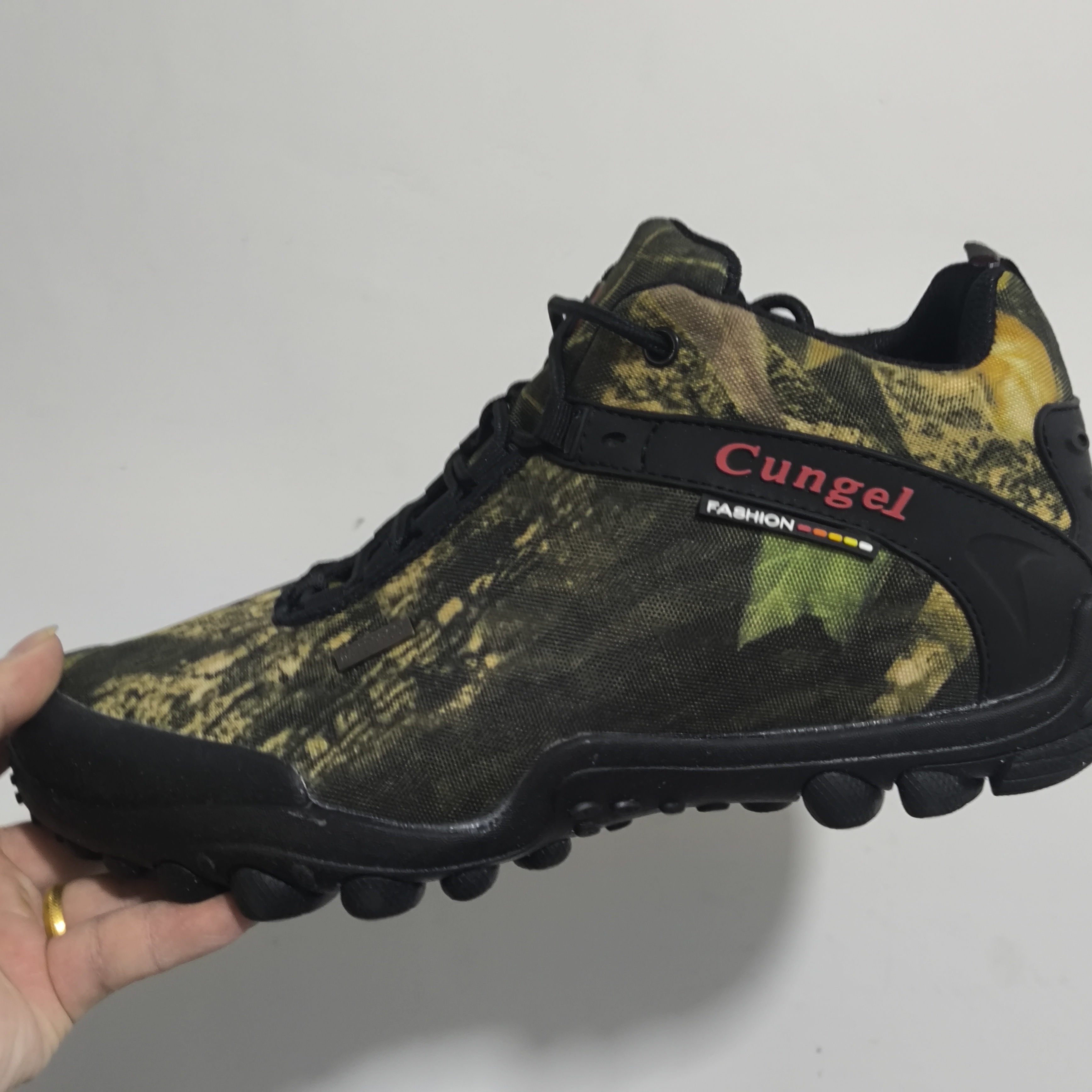 42码户外工作鞋登山鞋徒步鞋防水防滑橡胶底环保纸板底默认小微瑕