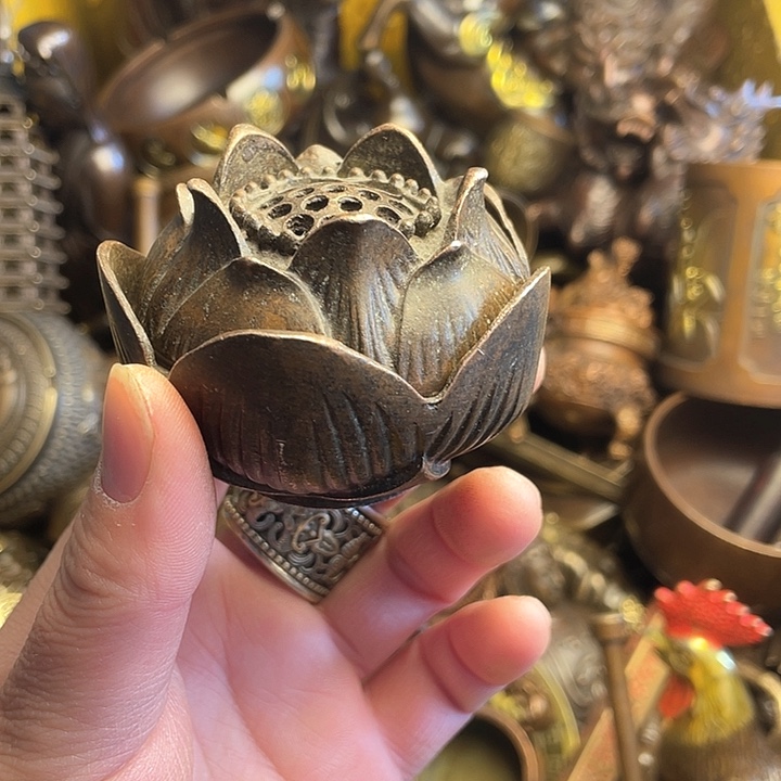 诚信经营铜器摆件