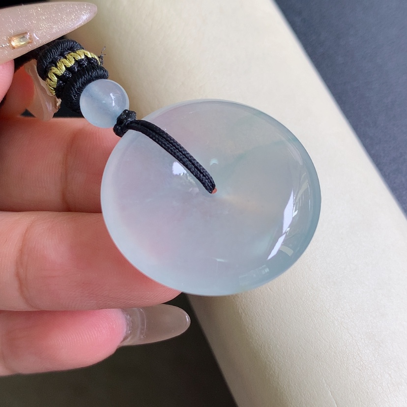 【闪购商品】翡翠未镶嵌颈饰扣子