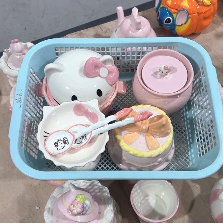 摆件陶陶瓷摆件欢迎光临