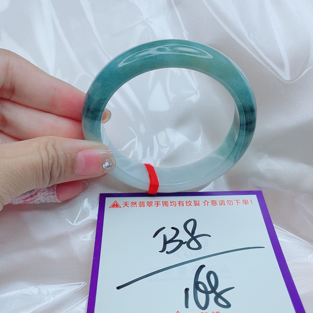 翡翠未镶嵌手镯翡翠