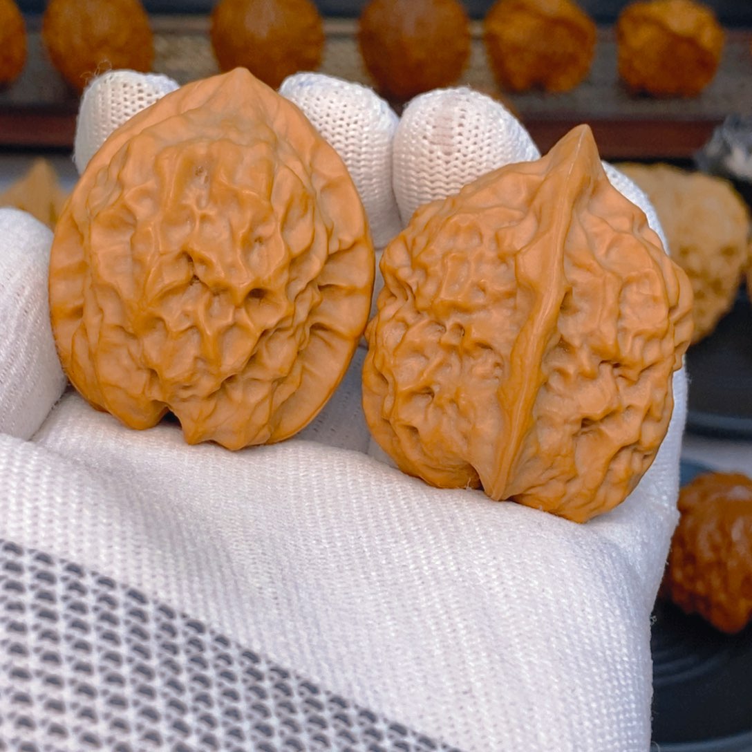 文玩核桃吊坠天花板级 野生 蛤蟆眼