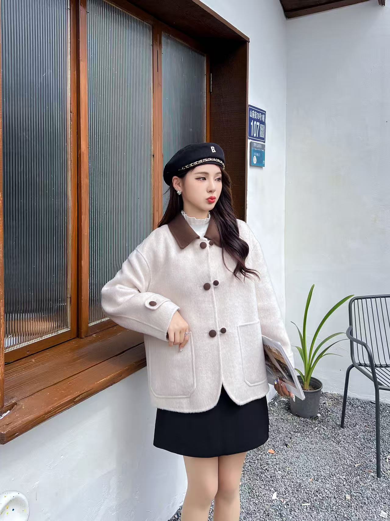 秋冬女款毛呢外套2025新款百搭宽松短款时尚羊毛大衣洋气翻领韩版