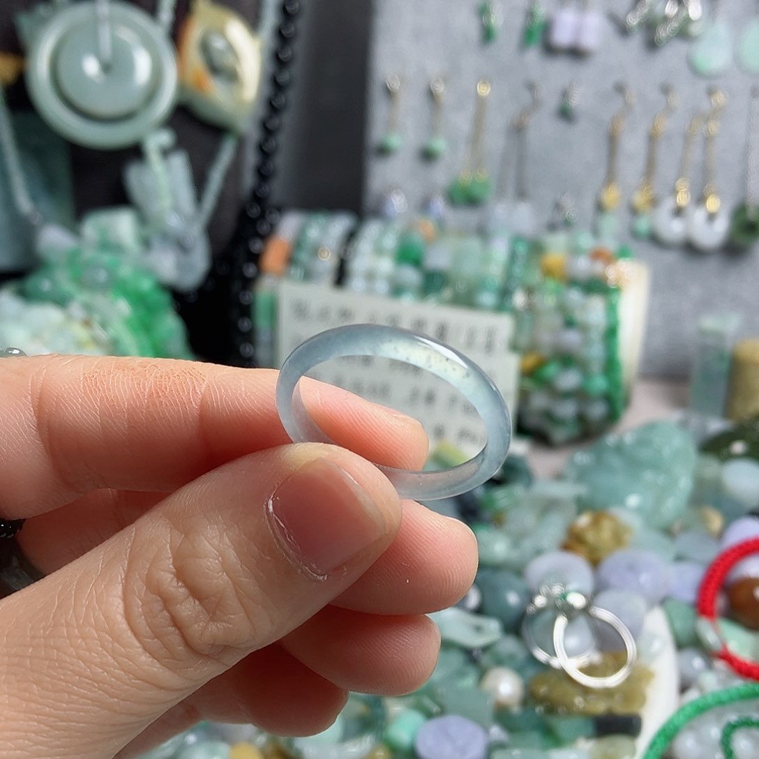 翡翠颈饰未镶嵌卡20.7