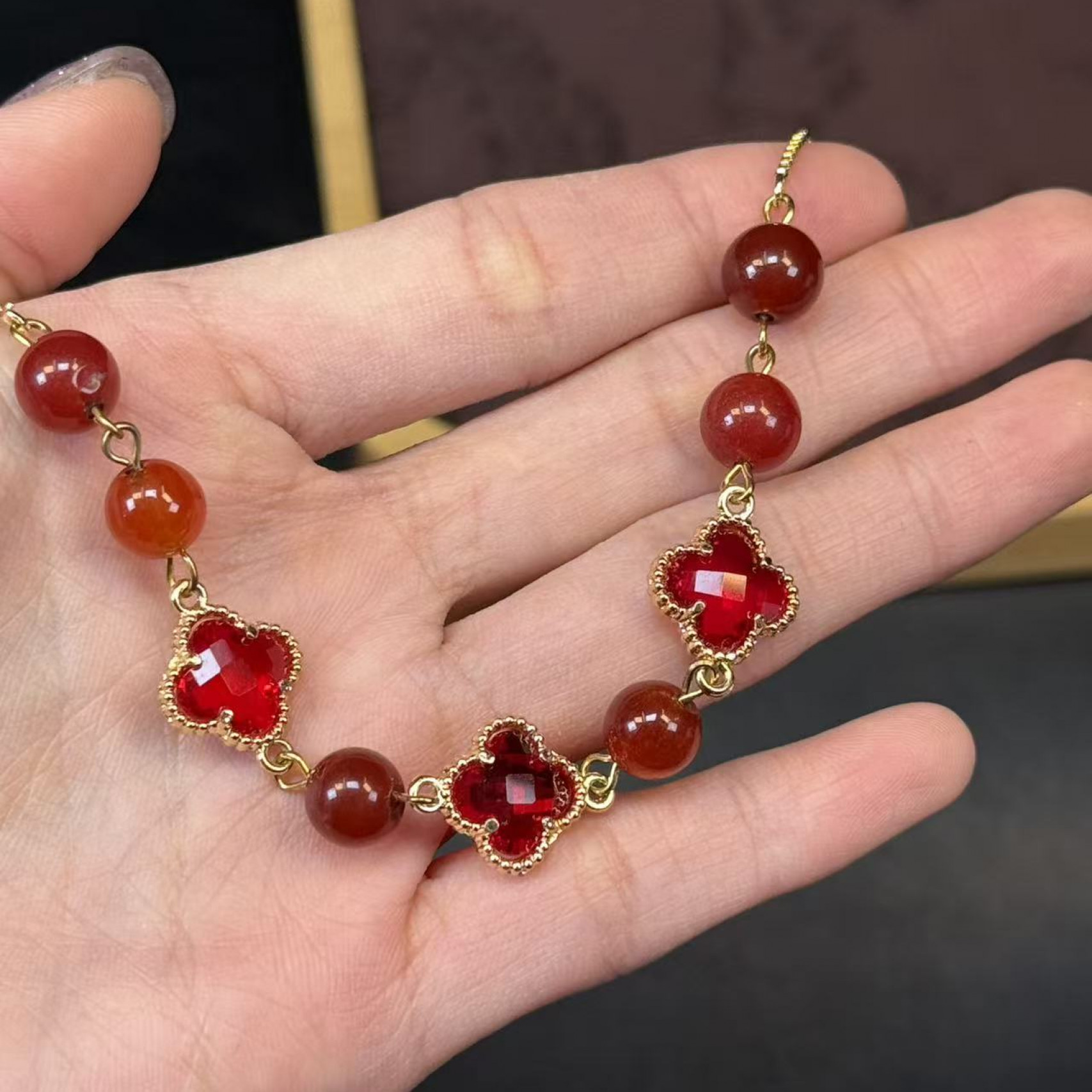 朱朱专属-红水晶四叶草手链（无礼盒）MK1056