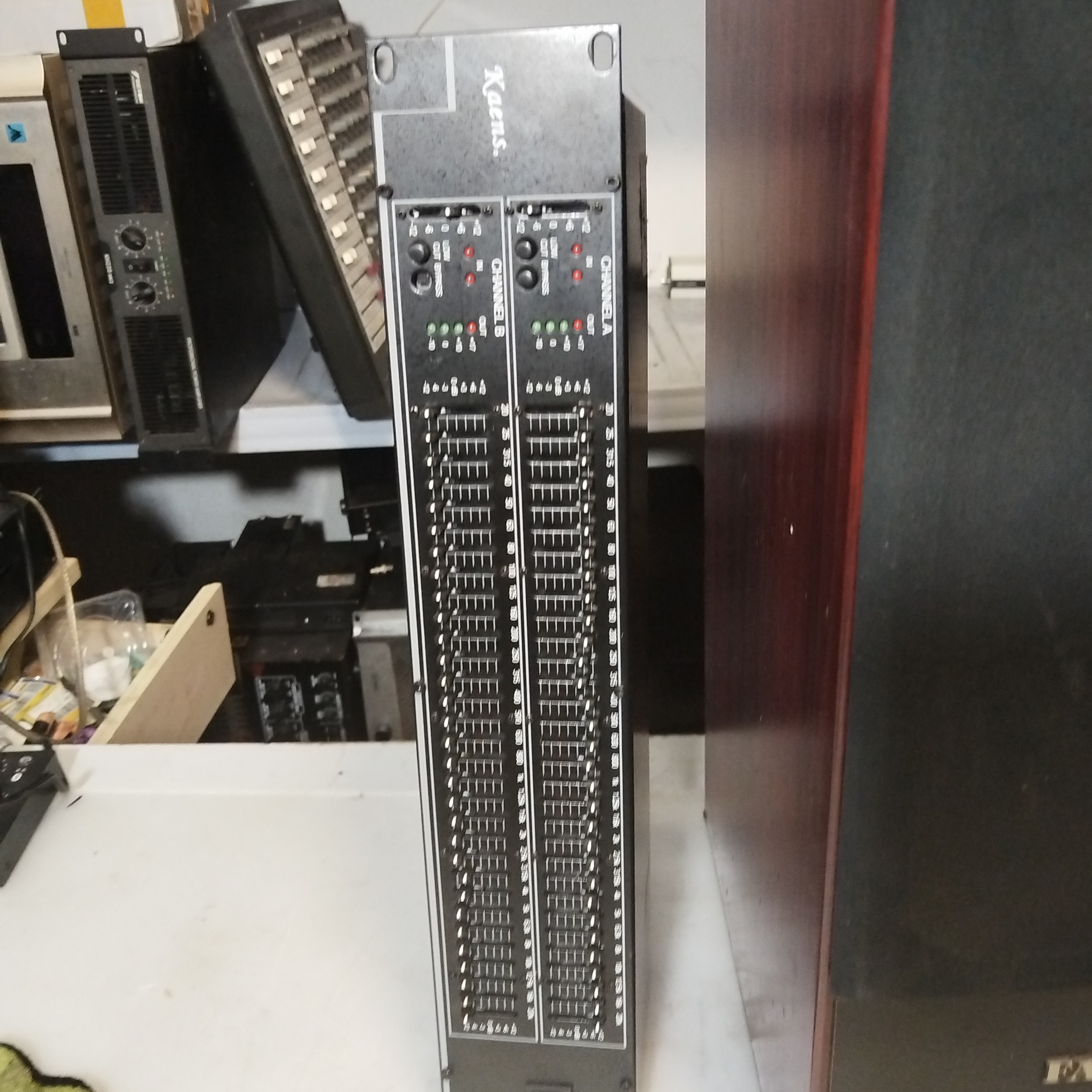 8新  均衡器一条，不包邮费到付，不支持七天无理由退货