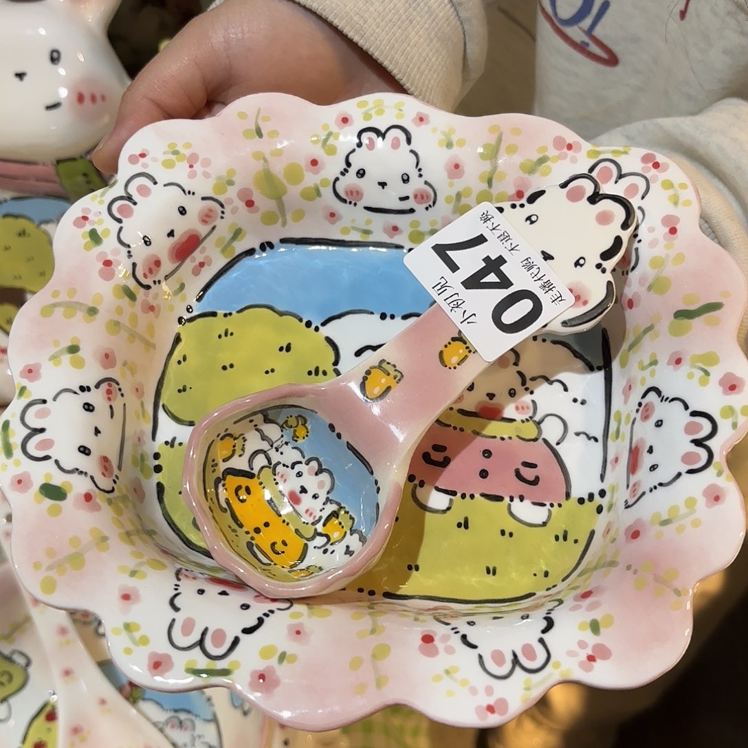 羊****盘子加勺子一起一起