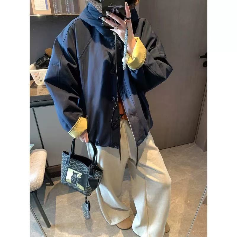 米满满-Seey-481-手袖撞色精美刺绣设计外套