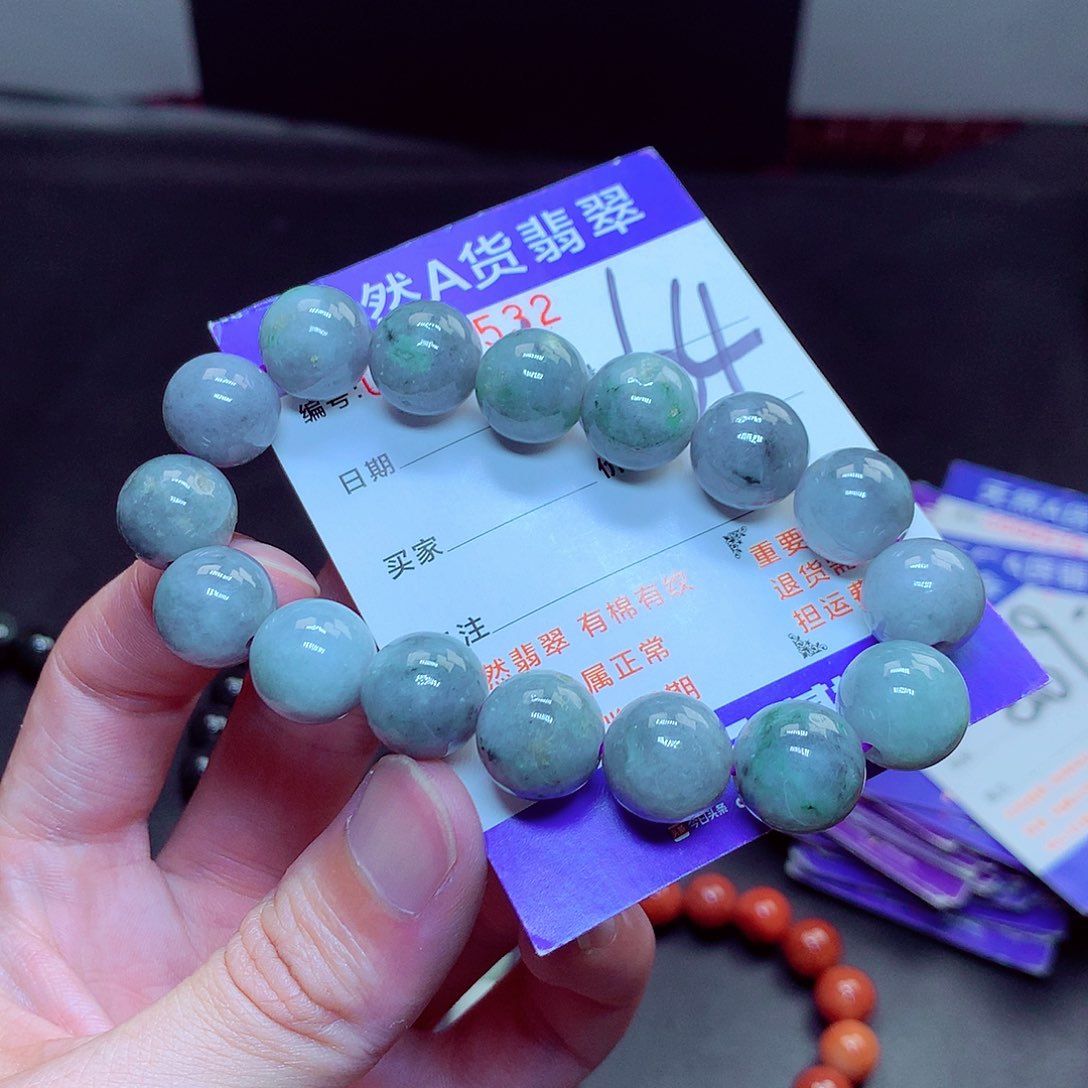 翡翠未镶嵌毛衣链