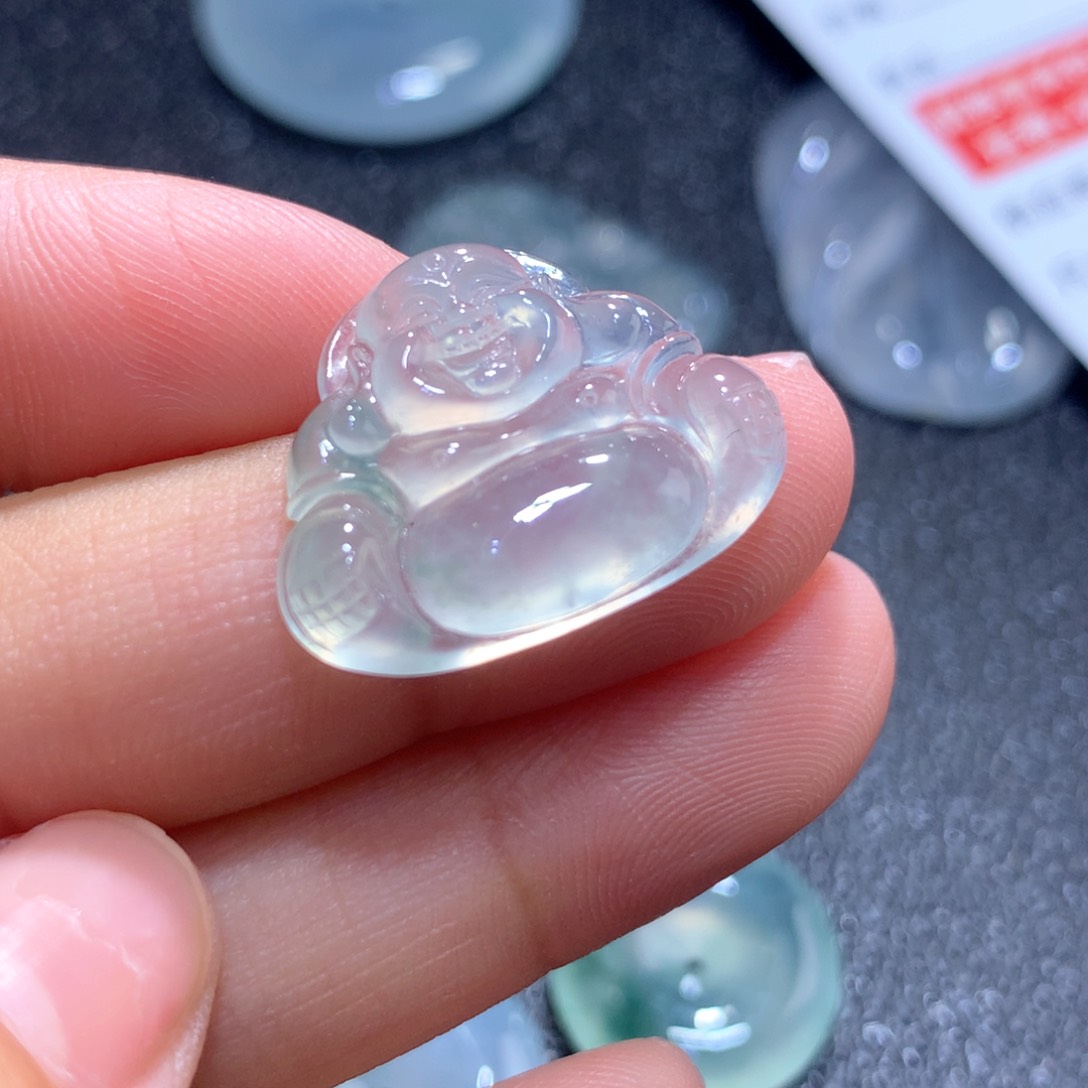 翡翠颈饰未镶嵌缅甸