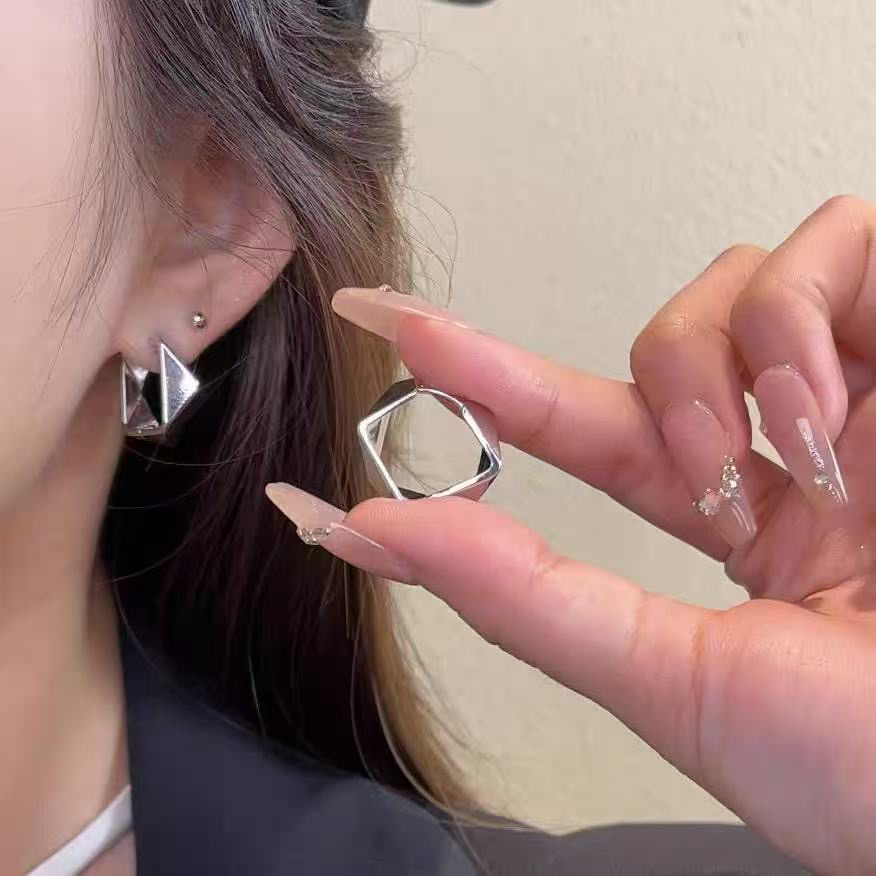 925银耳饰 精工时尚百搭电白简约几何图形三角重工银耳饰