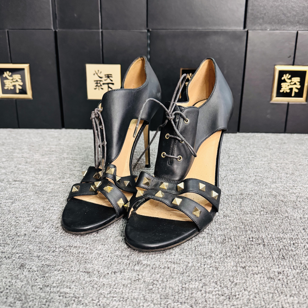 95新 Valentino/华伦天奴 铆钉高跟凉鞋39.5码ysc2360