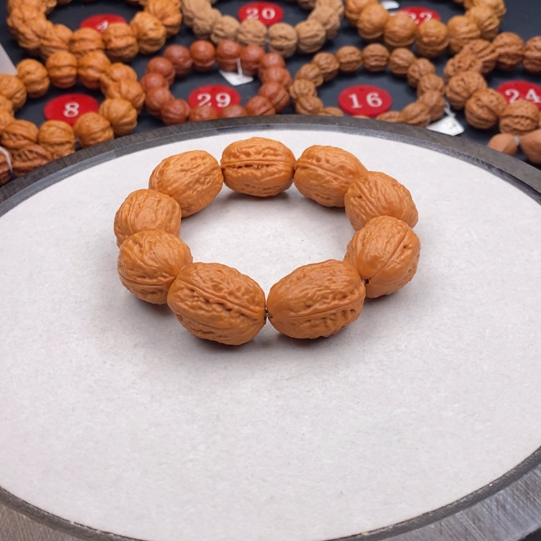 文玩核桃吊坠22尺寸金枕大枣