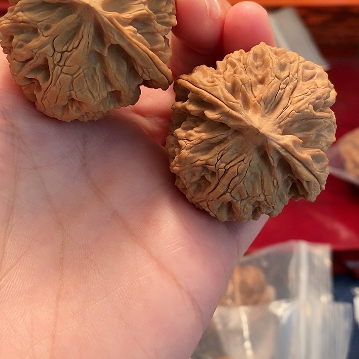 【闪购商品】文玩核桃吊坠苹果