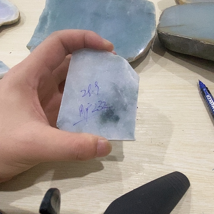 用***1定制翡翠未镶嵌定制翡翠未镶嵌毛料