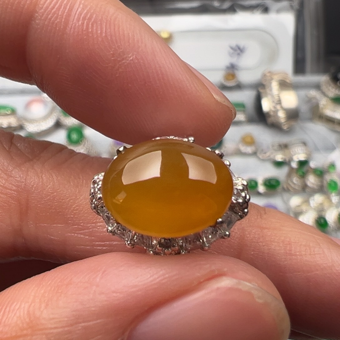 定制翡翠未镶嵌A货