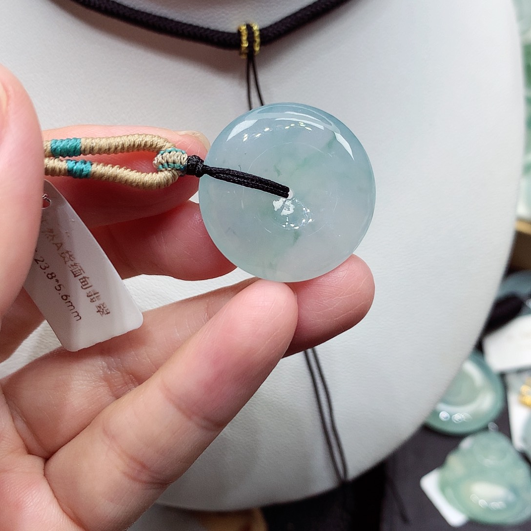 颈饰未镶嵌翡翠编号6，23.8/5.6