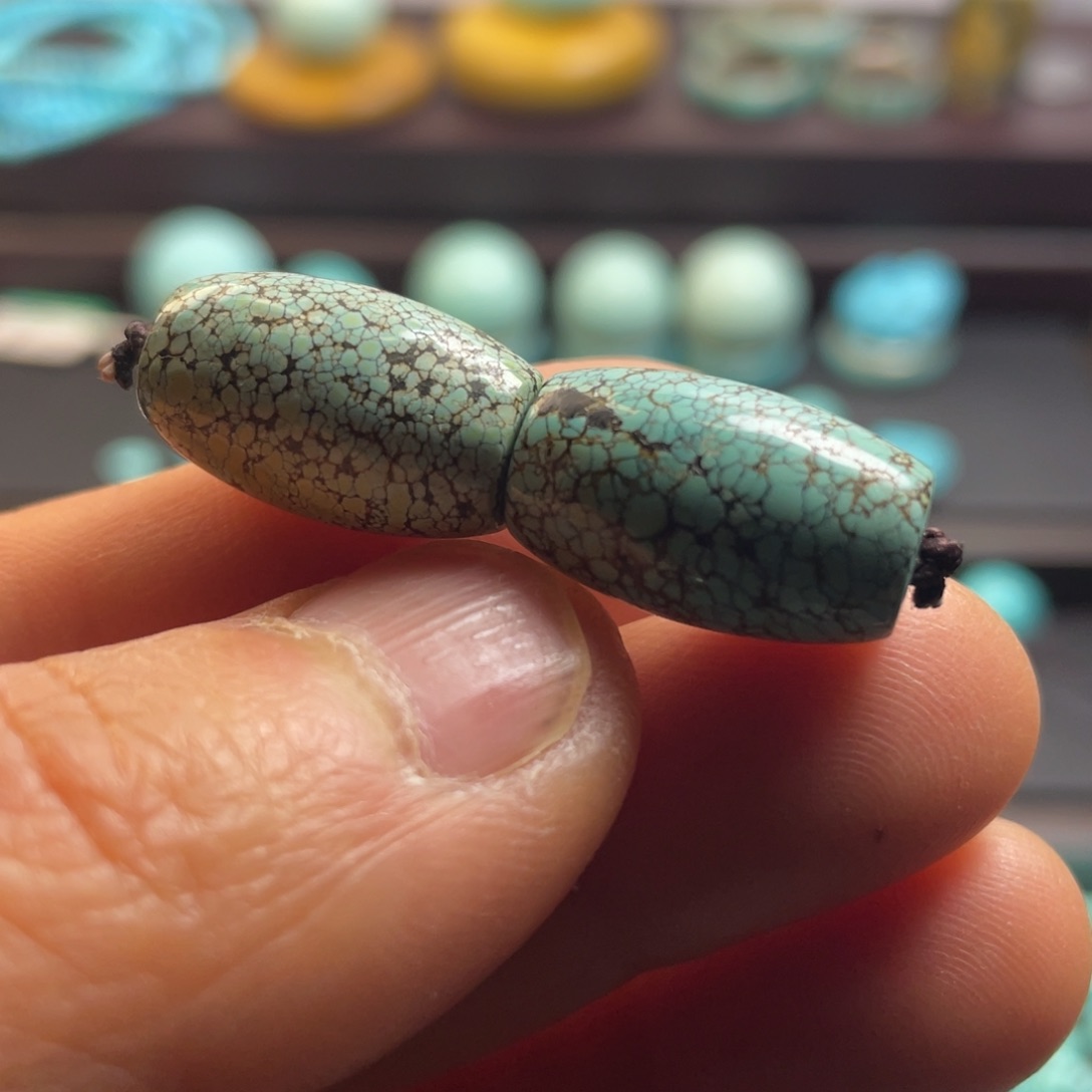 绿松石颈饰未镶嵌