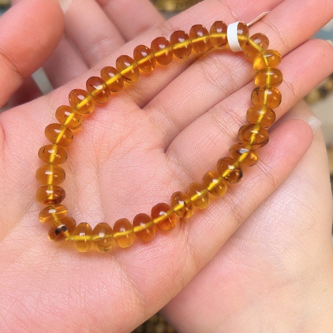 琥珀未镶嵌裸石抚顺琥珀八10507