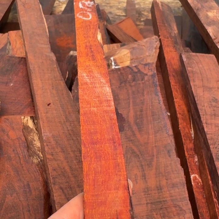 K***宝小叶紫檀111111111