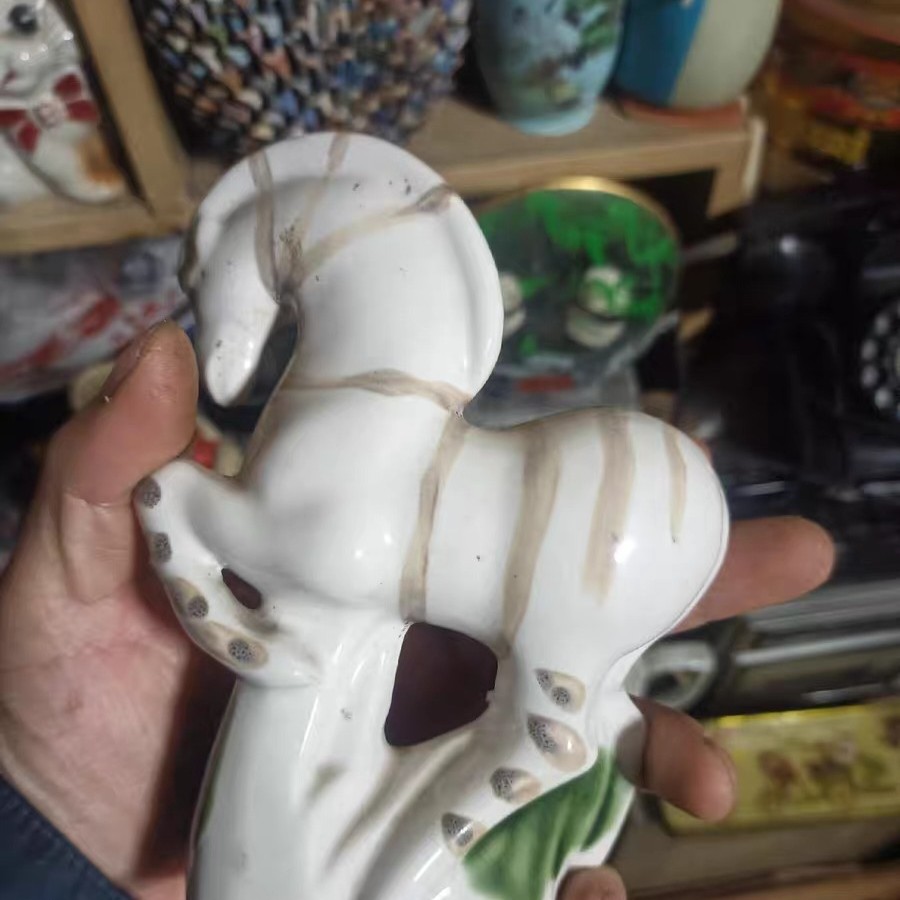 八十年代陶瓷小马摆件回忆怀旧