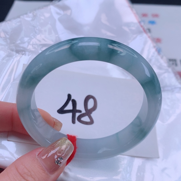 翡翠手镯未镶嵌缅甸天然A货翡翠