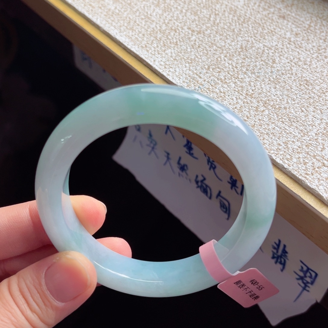 翡翠未镶嵌手镯手镯