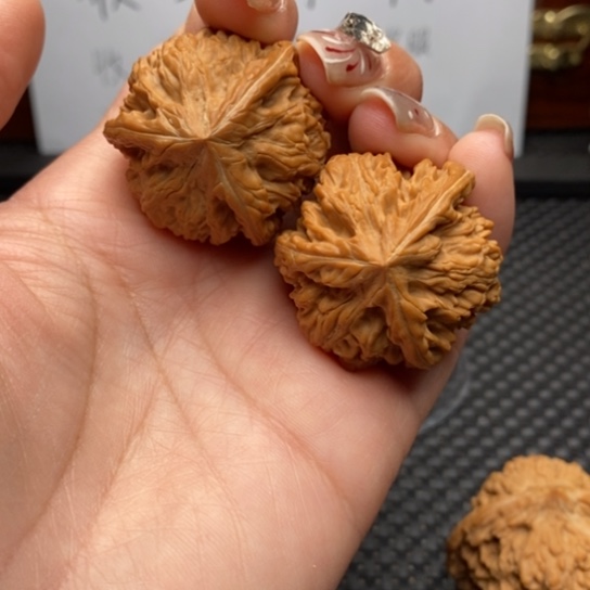 文玩核桃吊坠土***鼠37全品御龙正奔