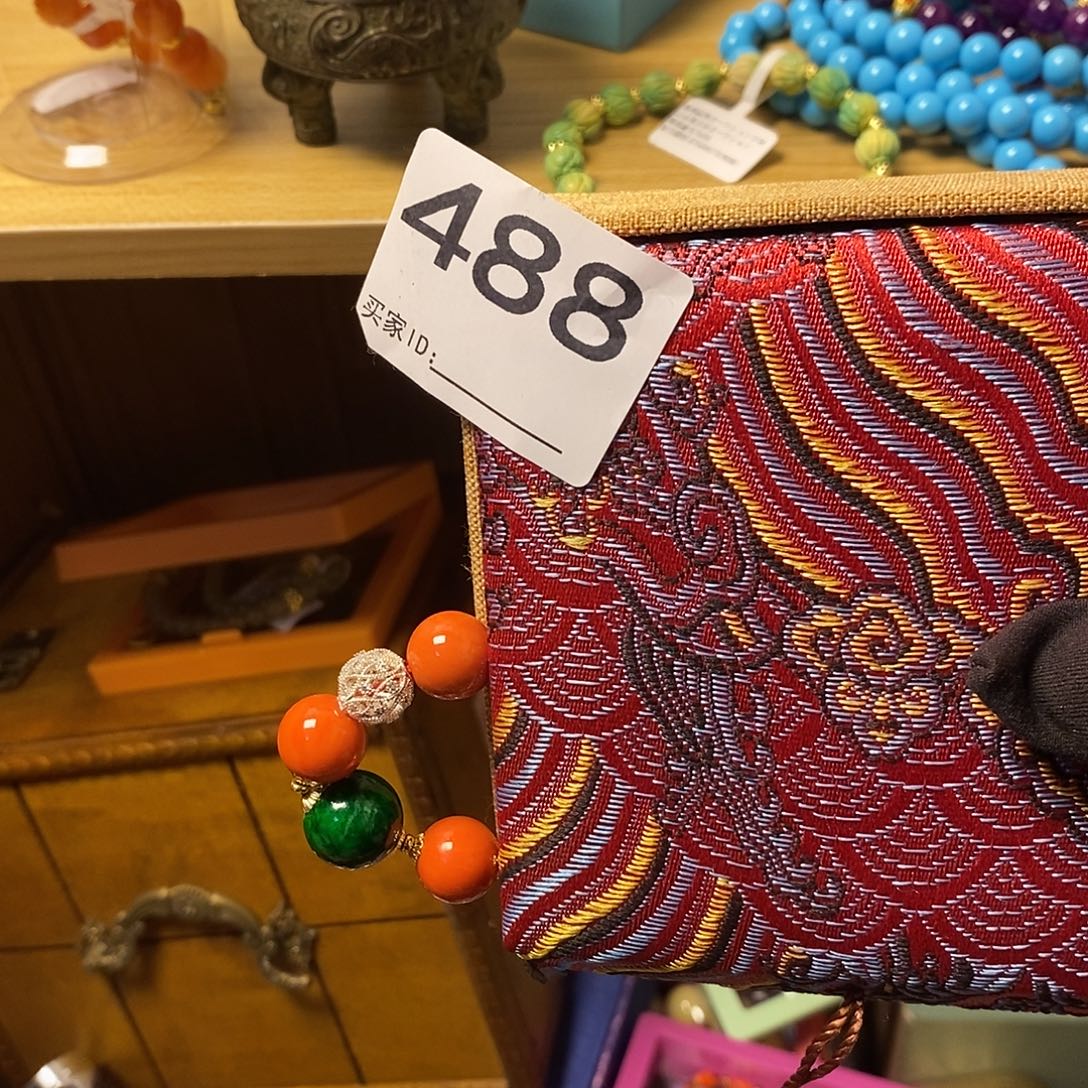 缪***缪Dfghhjjjjjurrfbb488