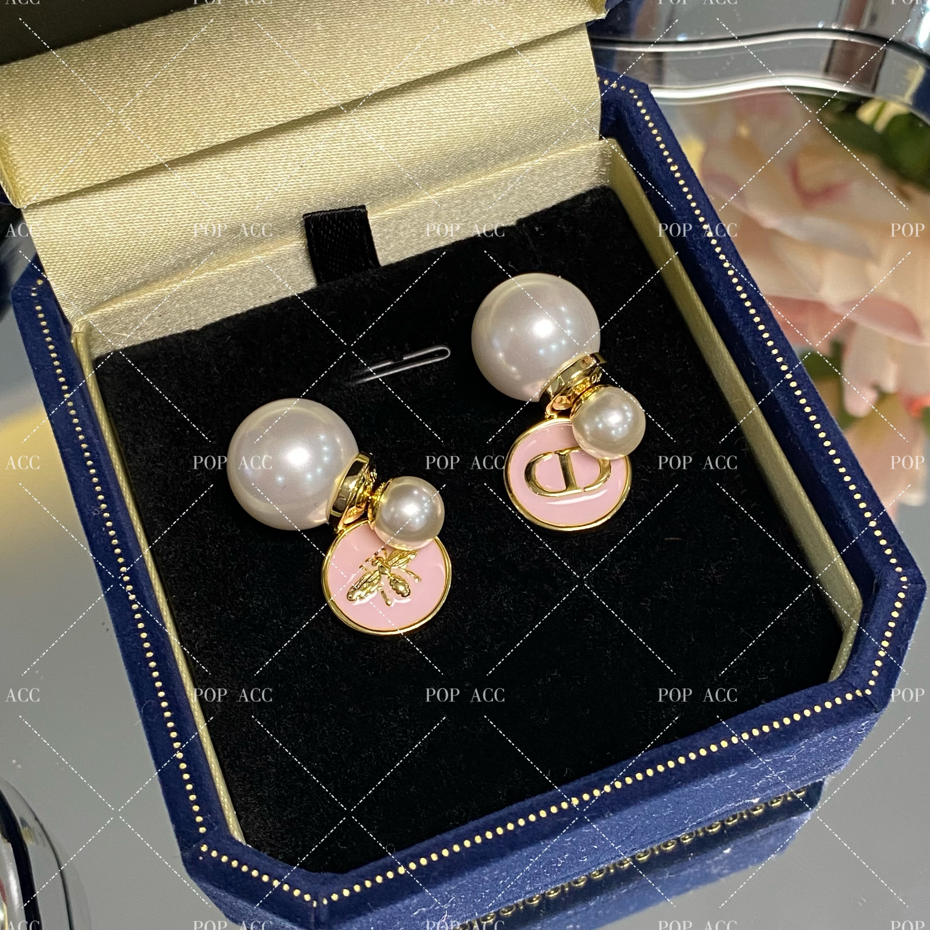 铜合金仿珍珠耳饰 25早春新款蜜蜂圆形粉色珠珠耳钉