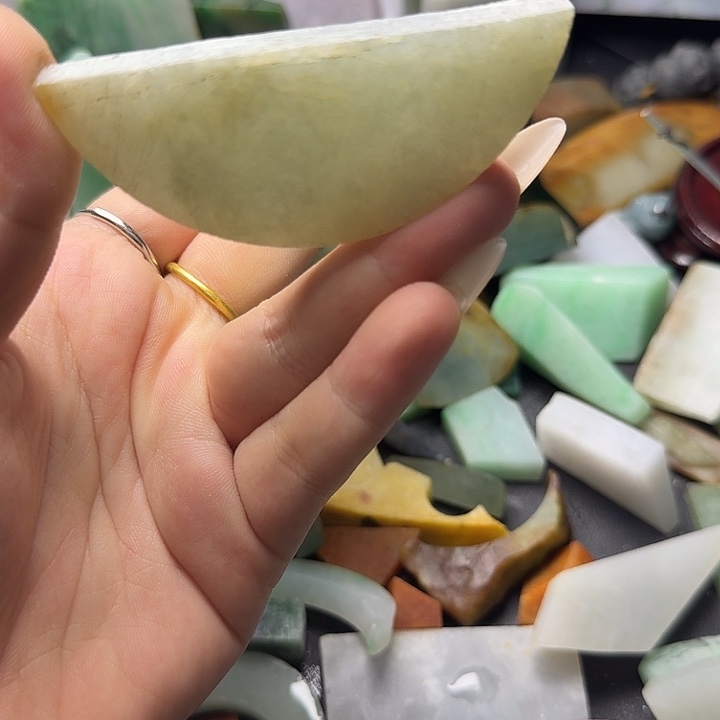 定制翡翠未镶嵌翡翠