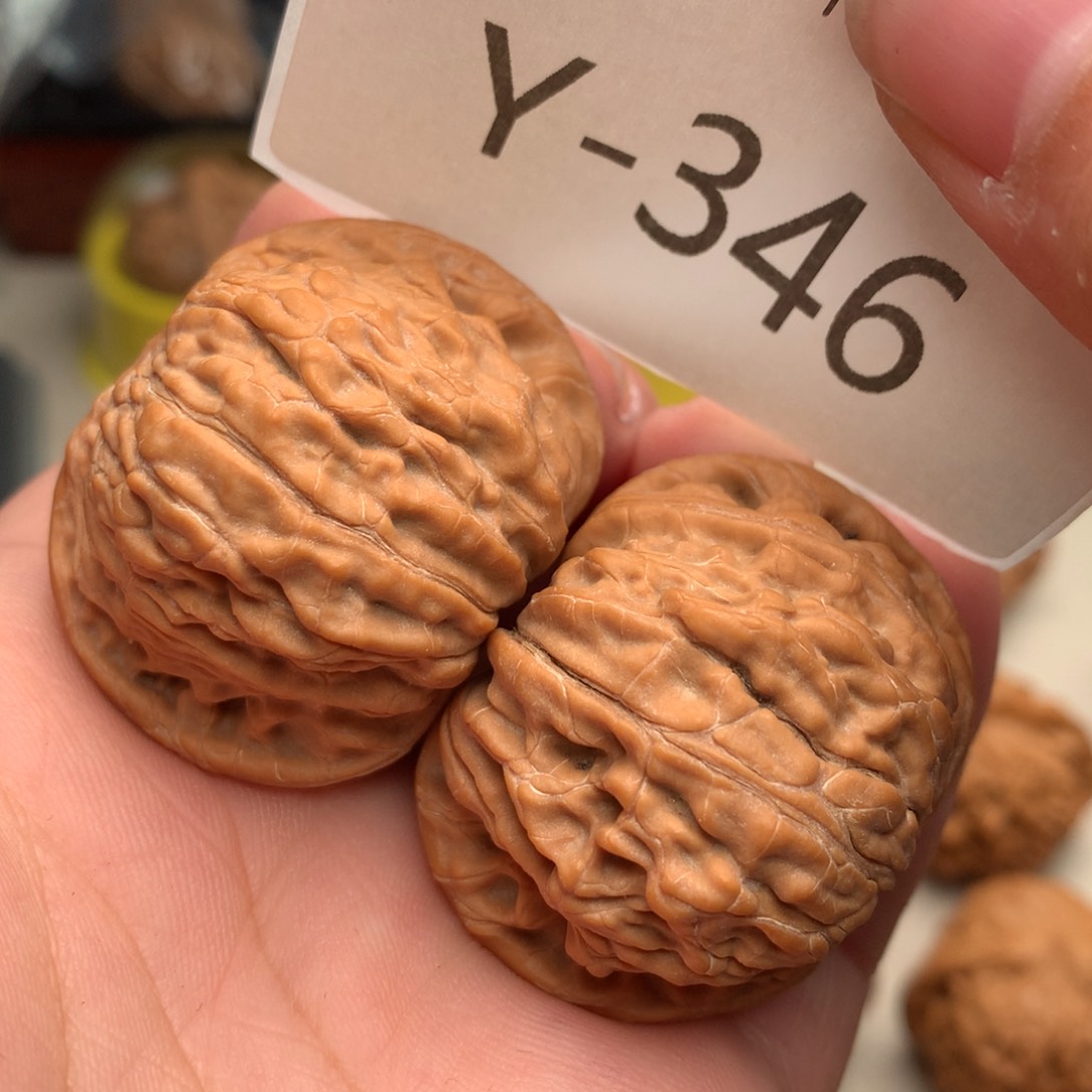 文玩核桃把件40磨盘………..