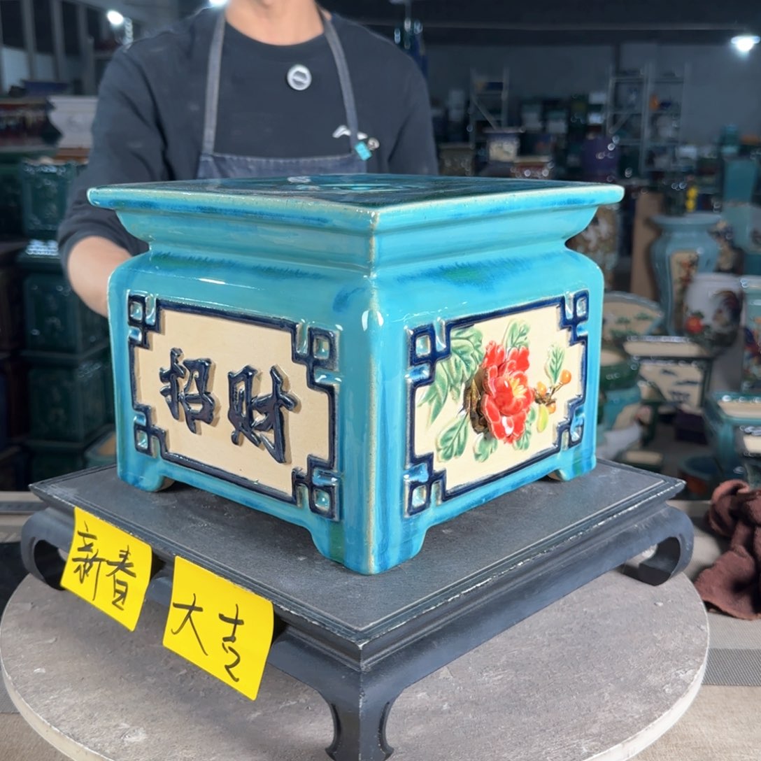 一风堂石湾花盆。