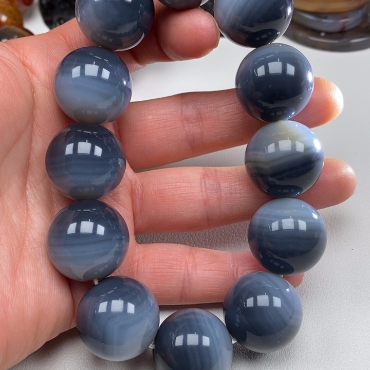 玛瑙/玉髓吊坠未镶嵌肖***泪