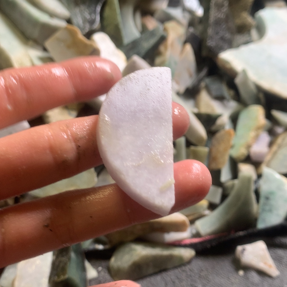 翡翠颈饰未镶嵌缅甸翡翠